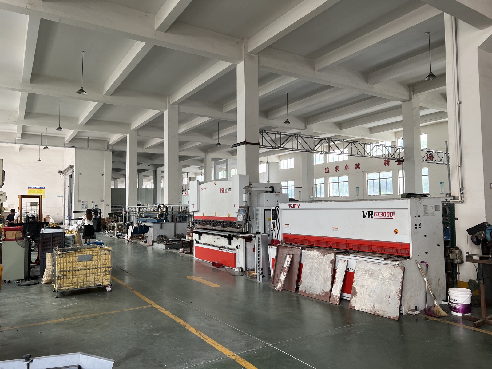 Site visit at a steel-parts manufacturer